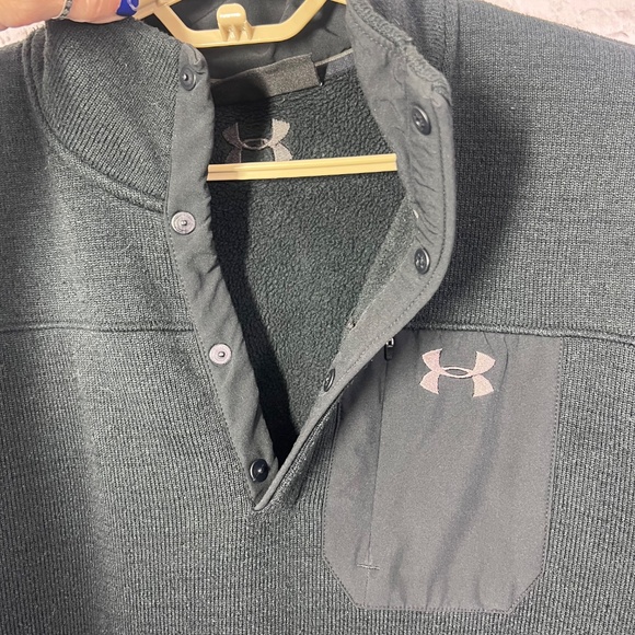 |•UNDER ARMOUR•| Black Fleece Pullover Size XL - Picture 5 of 10